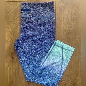 Vineyard Vine performance active wear gym 3/4 pants size large